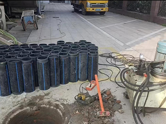 拖市镇PE置换管厂家 DN315置换管 非开挖管短管置换